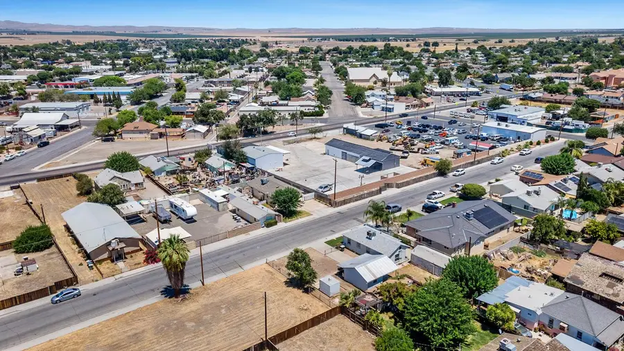 246 E Valley Street, Coalinga, CA 93210 - #3