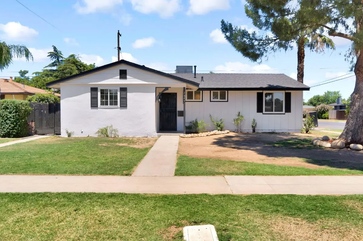 2845 E Swift Avenue, Fresno, CA 93726 - #1