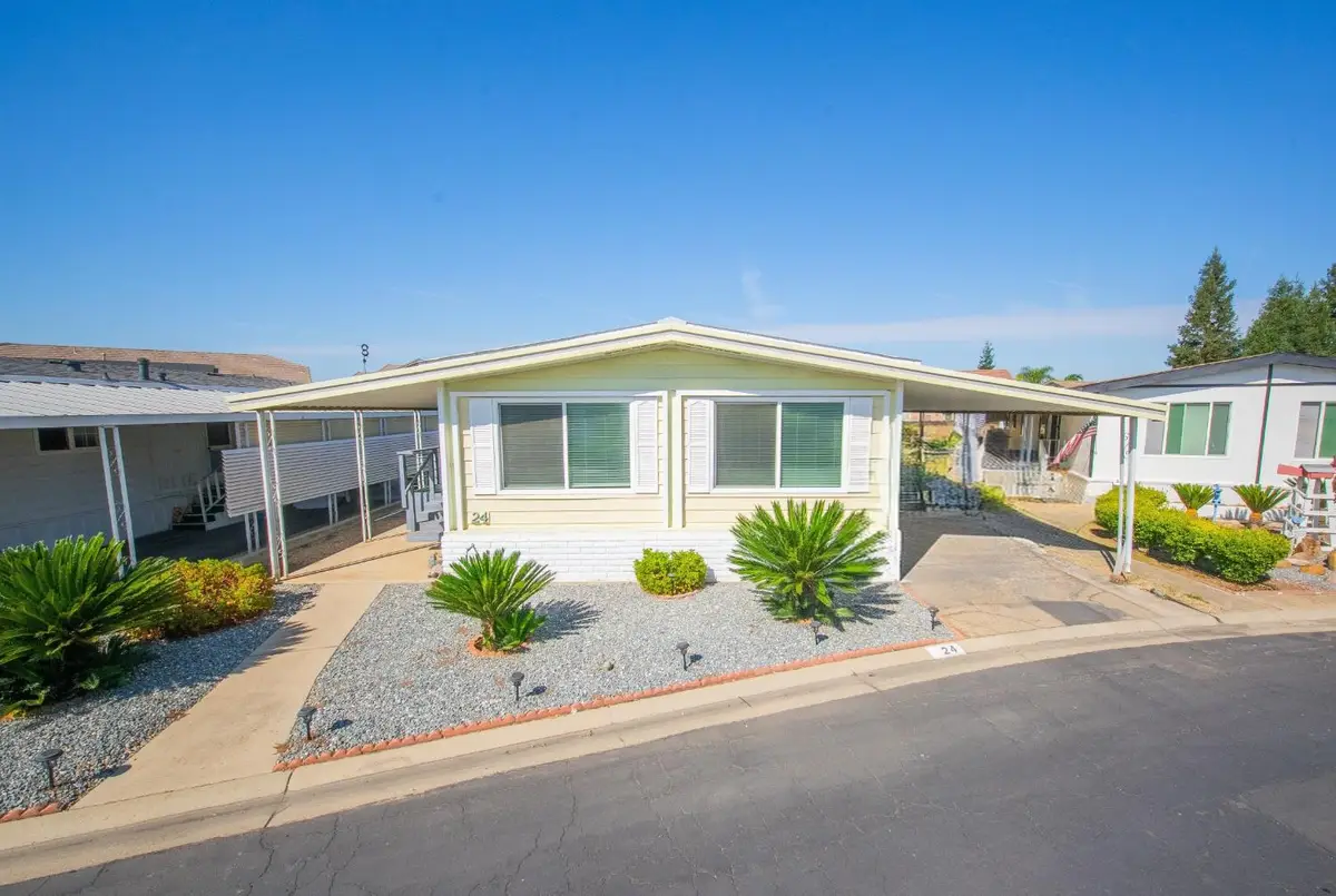 371 Bethel Avenue #24, Sanger, CA 93657 - #1