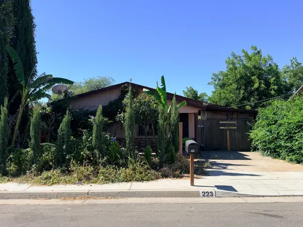 223 W Alluvial Avenue, Pinedale, CA 93650