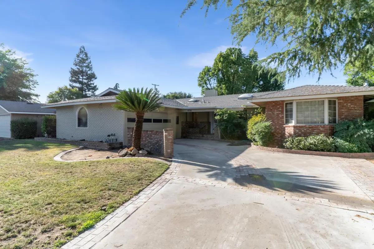 436 W Twain Avenue, Fresno, CA 93704 - #1