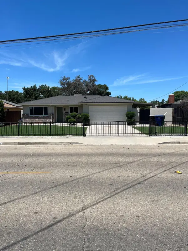 641 Kern Street, Kingsburg, CA 93631
