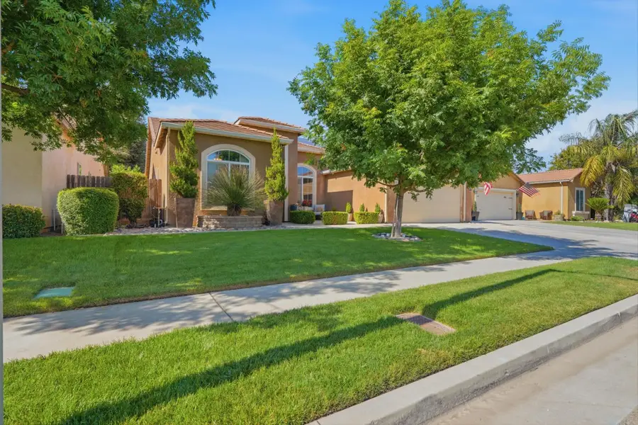 1962 Iacovetti, Tulare, CA 93274 - #3