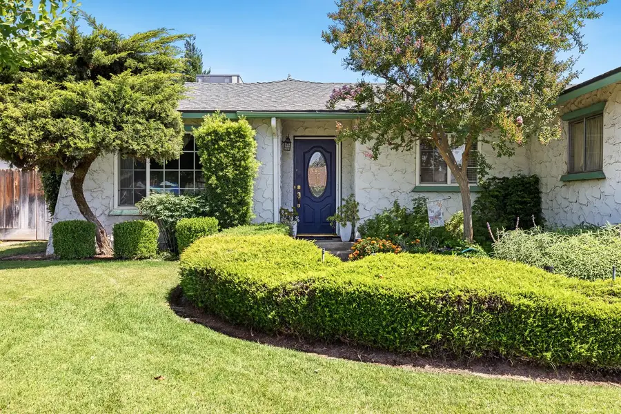 1461 Rall Avenue, Clovis, CA 93611 - #2