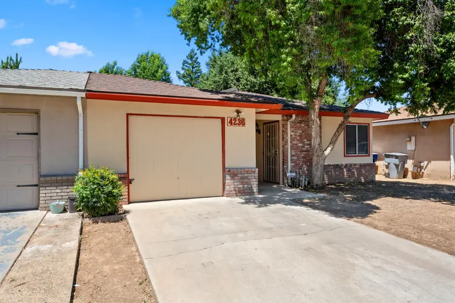 4236 N Cornelia Avenue, Fresno, CA 93722 - #2