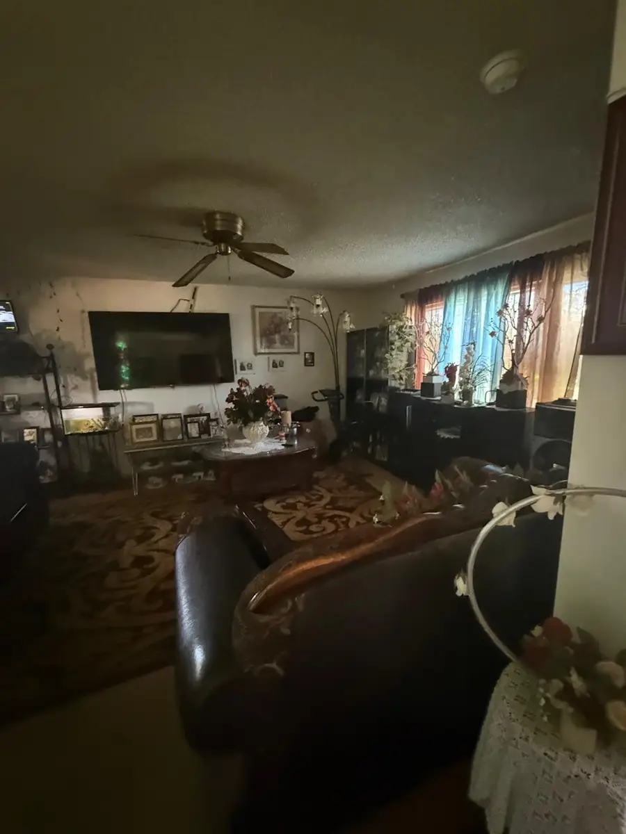 829 Ashlan Way, Madera, CA 93638 - #2