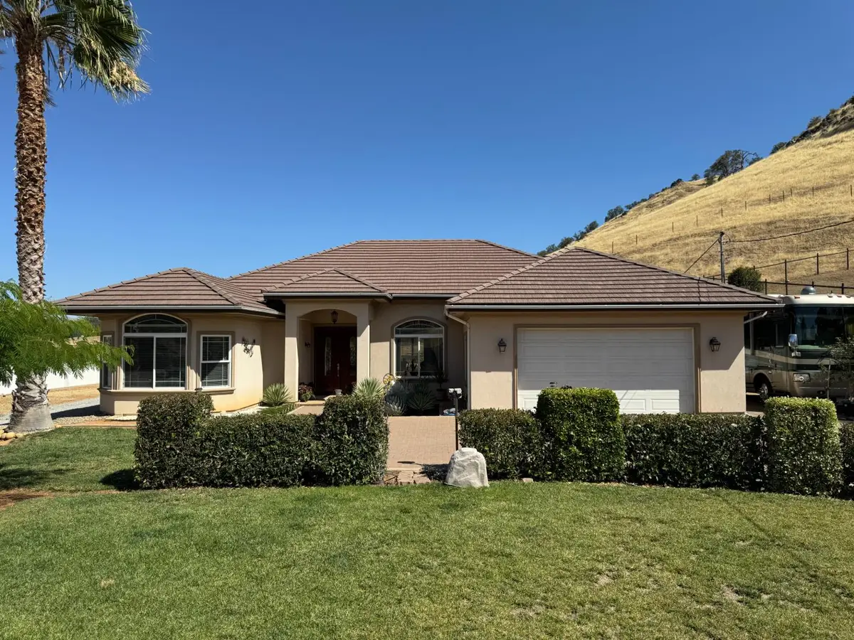 6276 Hilltop Drive, Sanger, CA 93657 - #1