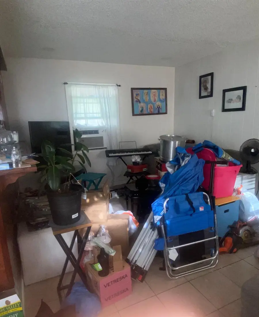 2037 S Hazelwood Boulevard, Fresno, CA 93702 - #2