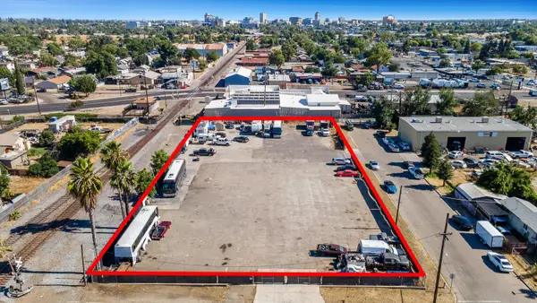 1206 N Effie Street, Fresno, CA 93703