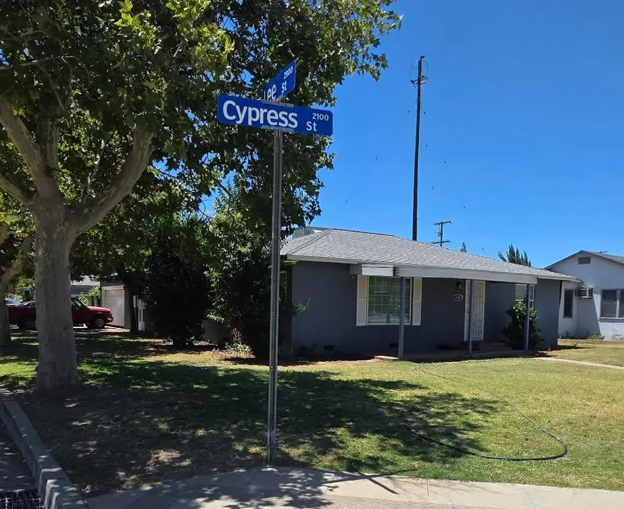 2105 Cypress Street, Selma, CA 93662 - #3
