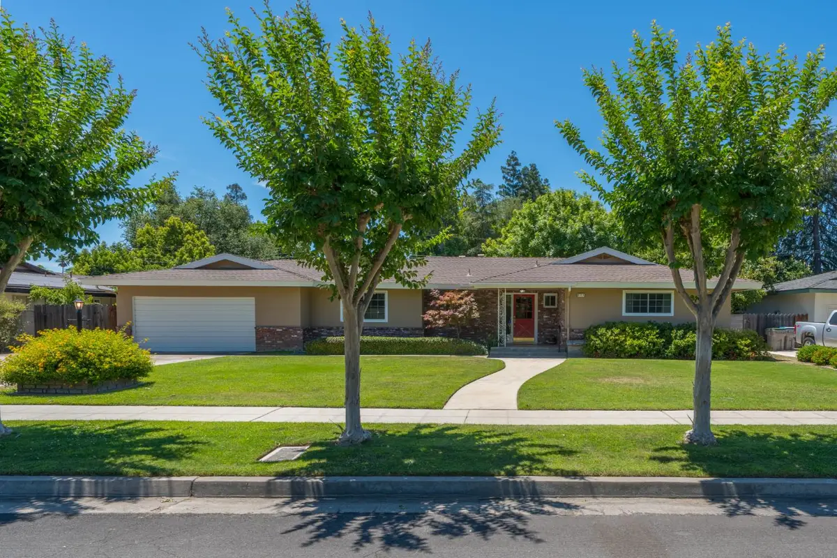 645 W Celeste Avenue, Fresno, CA 93704 - #1