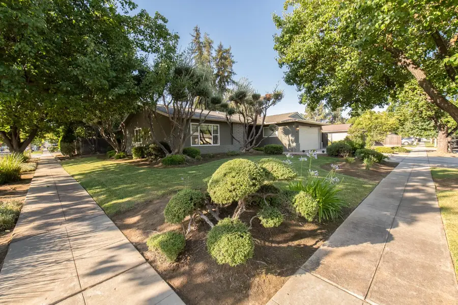 1293 W Dyer Avenue, Fresno, CA 93711 - #2