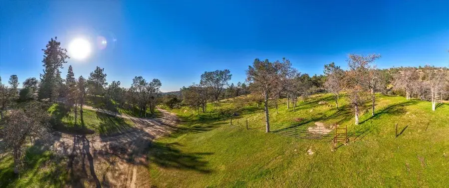29296 Grapevine, Coarsegold, CA 93614 - #2