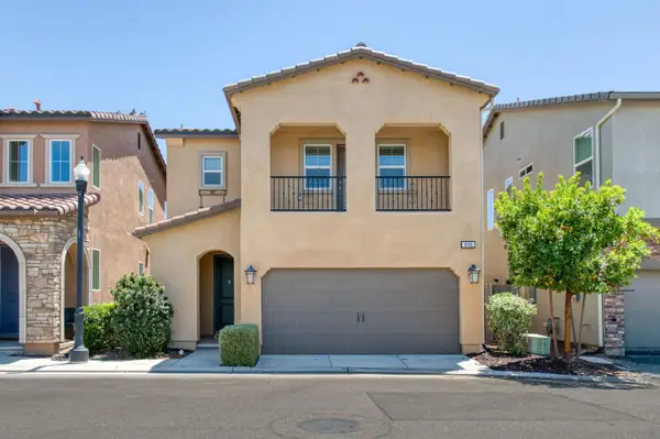 896 Lassen Lane W, Madera, CA 93636