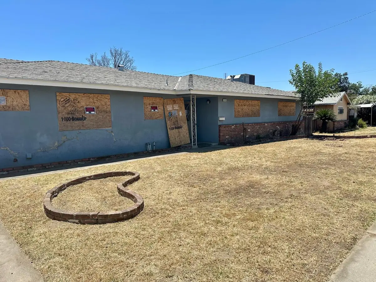 2153 Knowles Street, Selma, CA 93662 - #1