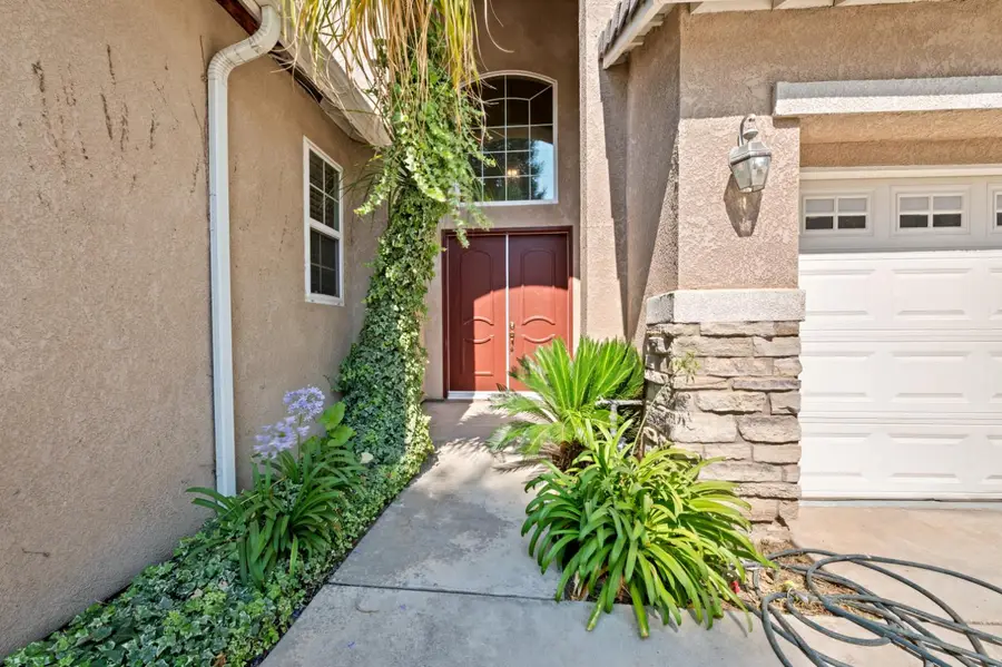 2148 S Purdue Avenue, Fresno, CA 93727 - #3