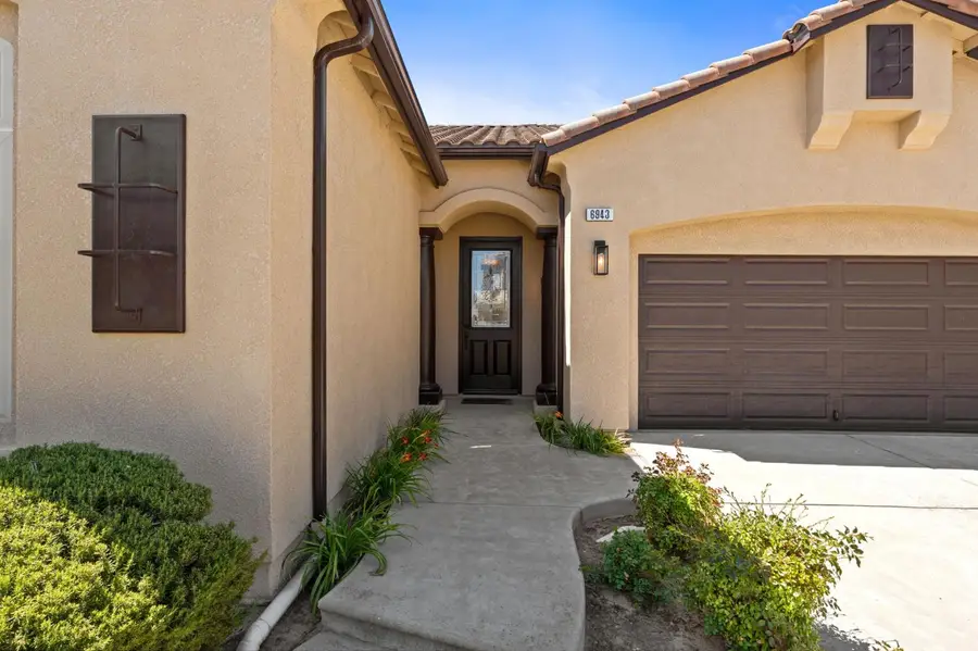 6943 W Stuart Avenue, Fresno, CA 93723 - #3