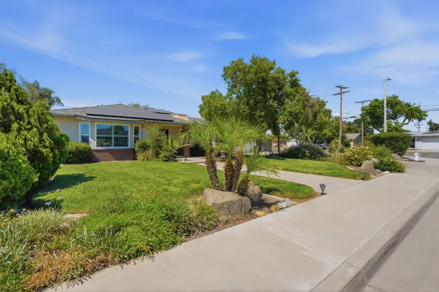 100 W Adrian Way, Hanford, CA 93230 - #3