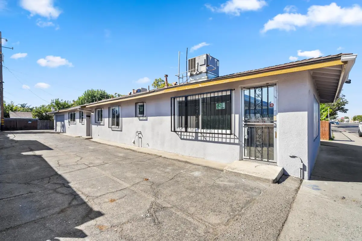 4584 E Tulare Street, Fresno, CA 93702 - #1