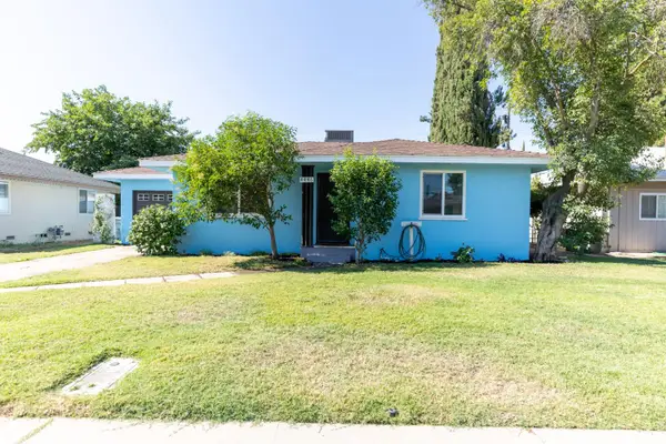 4446 E Brentwood Avenue, Fresno, CA 93703
