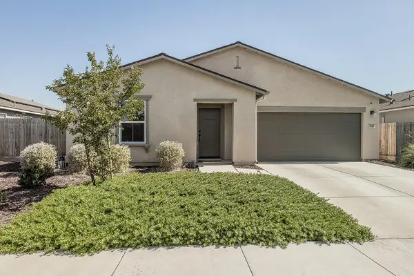 1105 E Packwood, Visalia, CA 93292