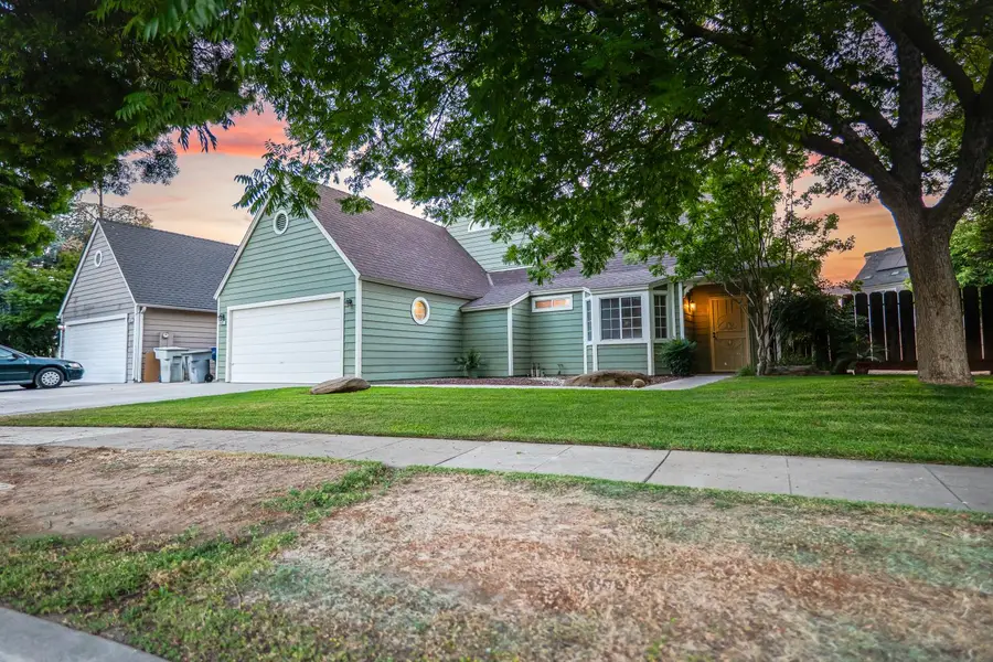 5427 N Aurora Avenue, Fresno, CA 93722 - #3