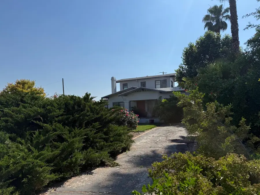 8780 S Anchor, Orange Cove, CA 93646 - #2