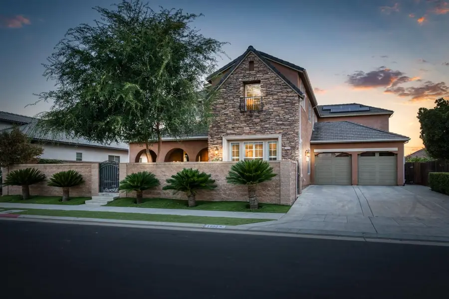 1802 N Kaweah Avenue, Clovis, CA 93619 - #3
