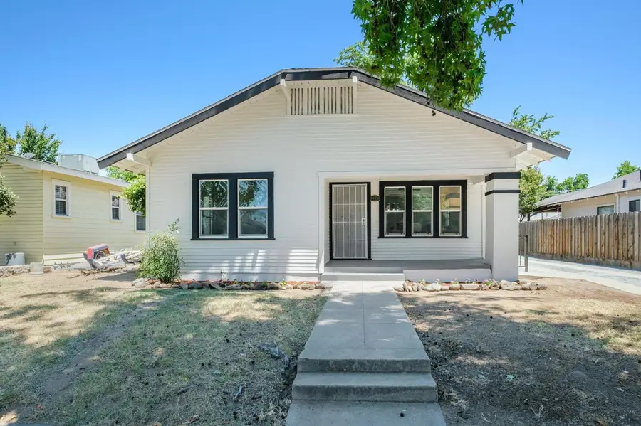 1470 N College Avenue, Fresno, CA 93728 - #2