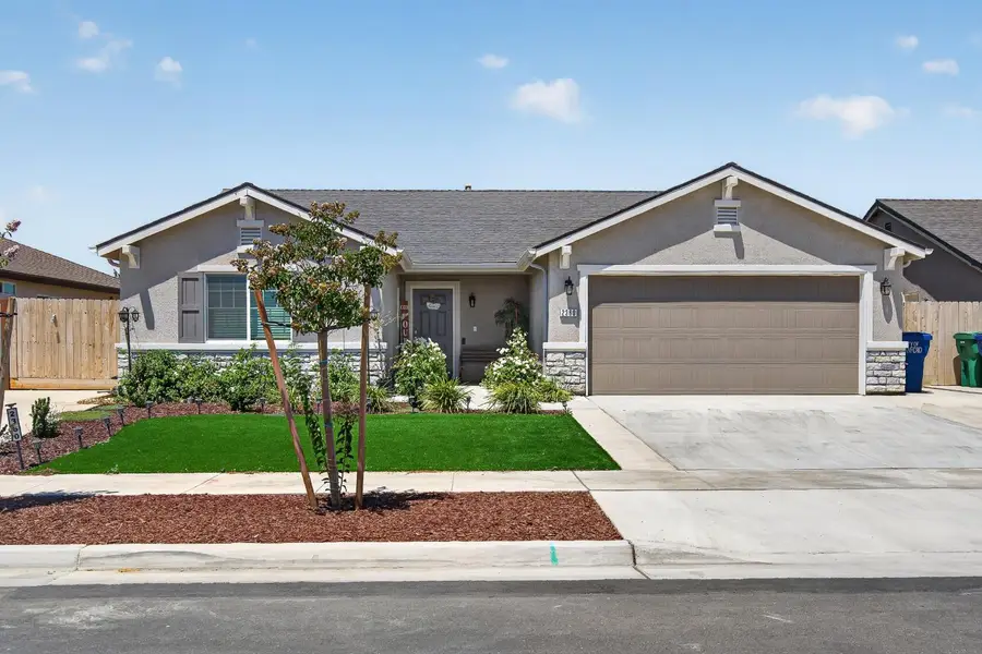 2360 N Chateau Way, Hanford, CA 93230 - #3