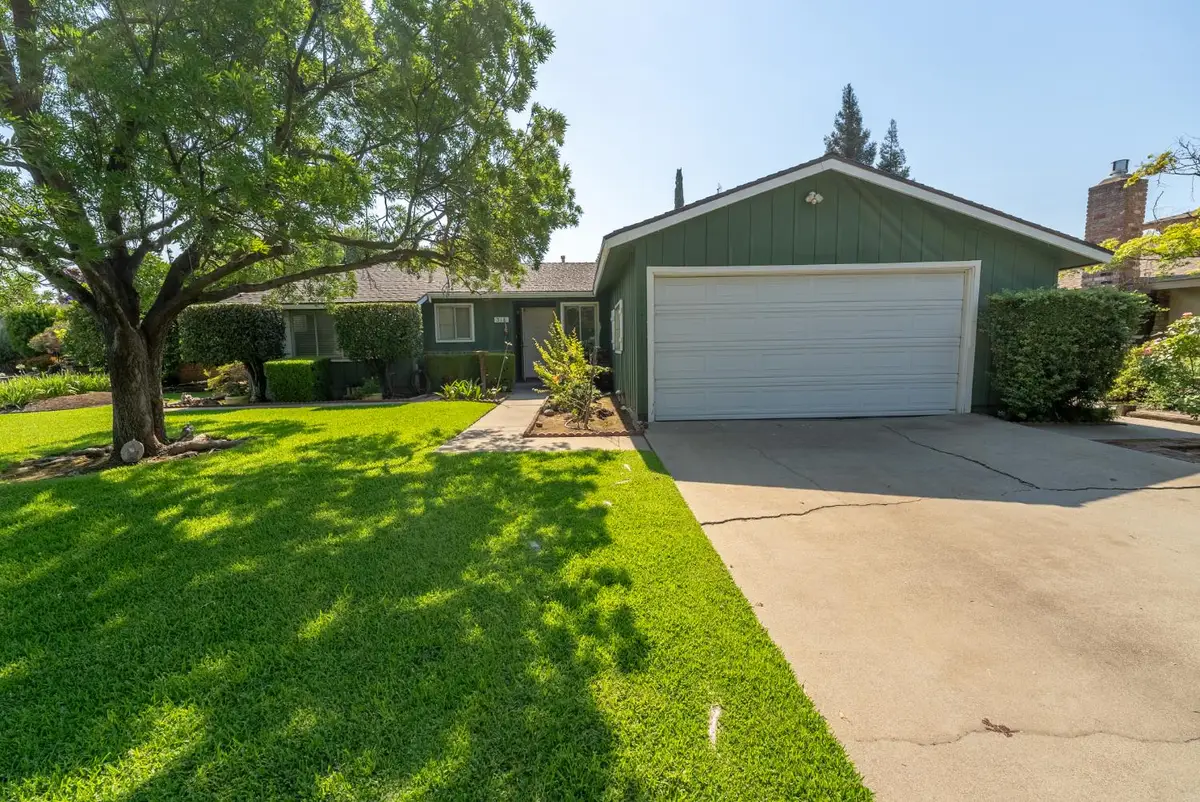 316 Tait Avenue, Sanger, CA 93657 - #1