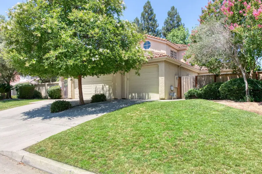 9465 Madison Ridge, Fresno, CA 93720 - #2