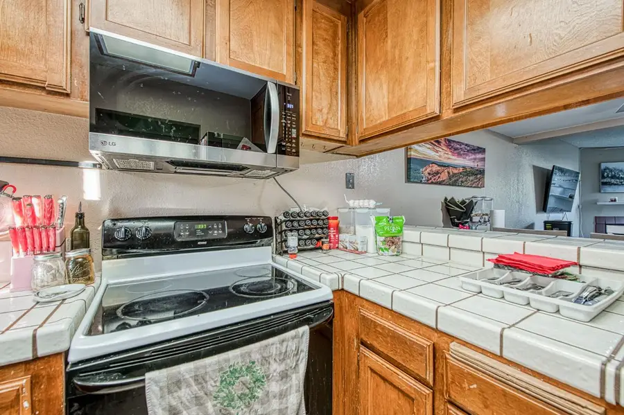 4885 N Backer Avenue #154, Fresno, CA 93726 - #3