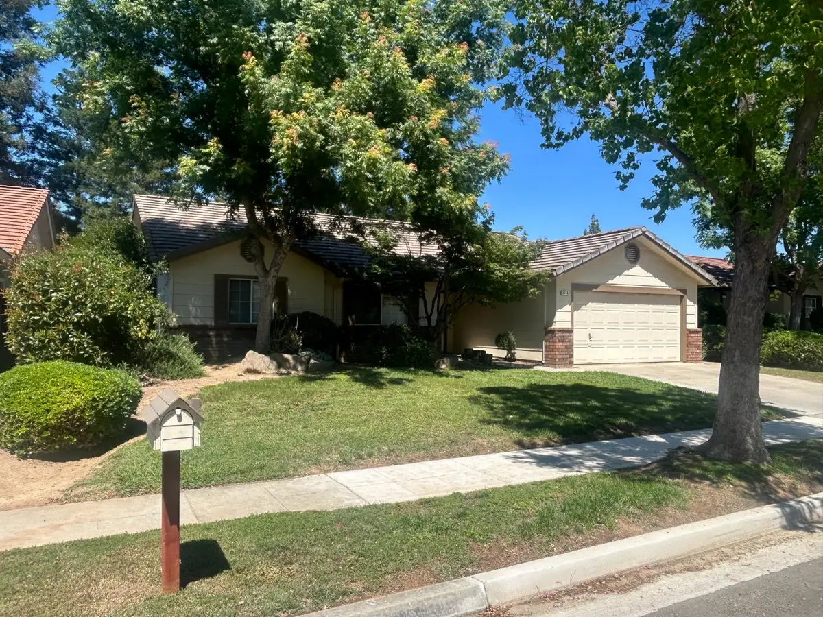 3256 W Calimyrna Avenue, Fresno, CA 93711 - #1