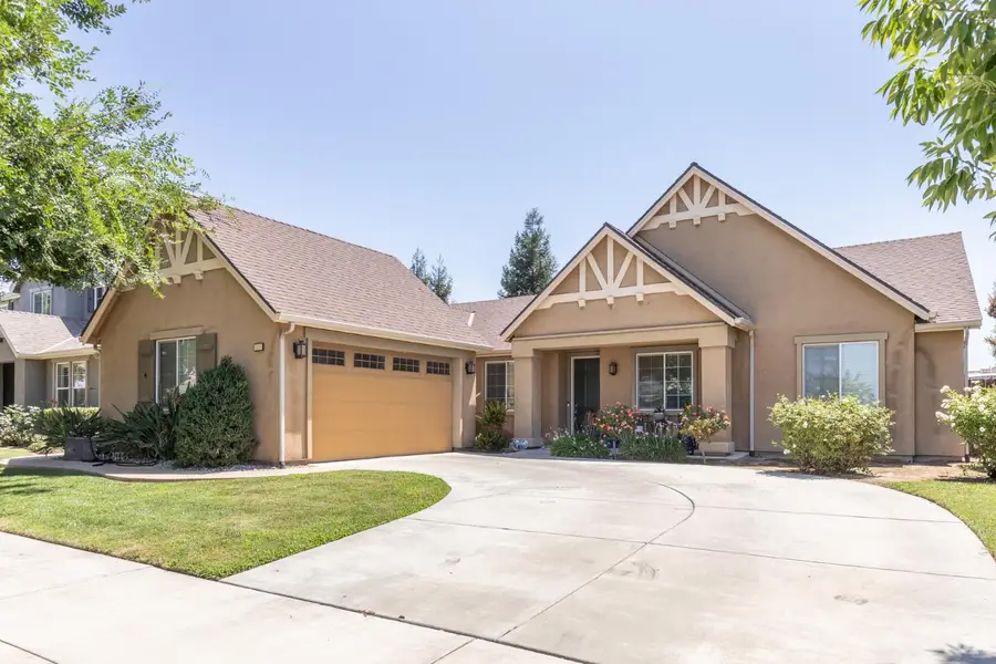 2934 14th Avenue, Kingsburg, CA 93631 - #2