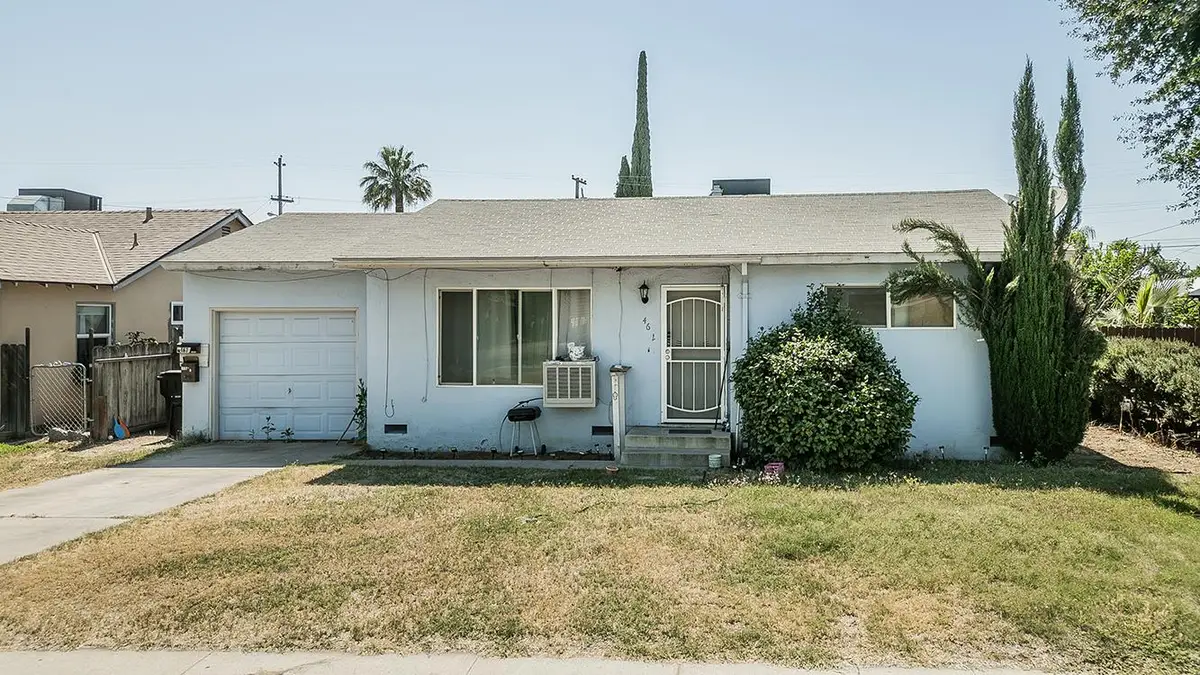 467 N Villa Avenue, Dinuba, CA 93618 - #1