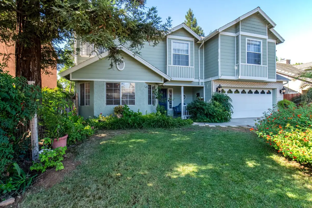 4649 W Saginaw Way, Fresno, CA 93722 - #1