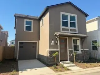 6575 E Cresthaven Drive, Fresno, CA 93727 - #1
