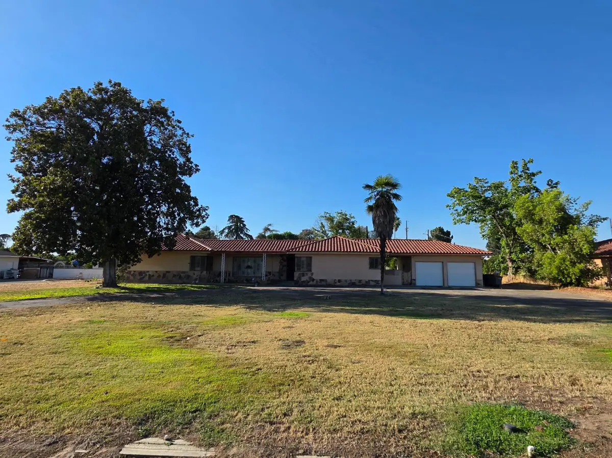2010 W Kearney Boulevard, Fresno, CA 93706 - #1