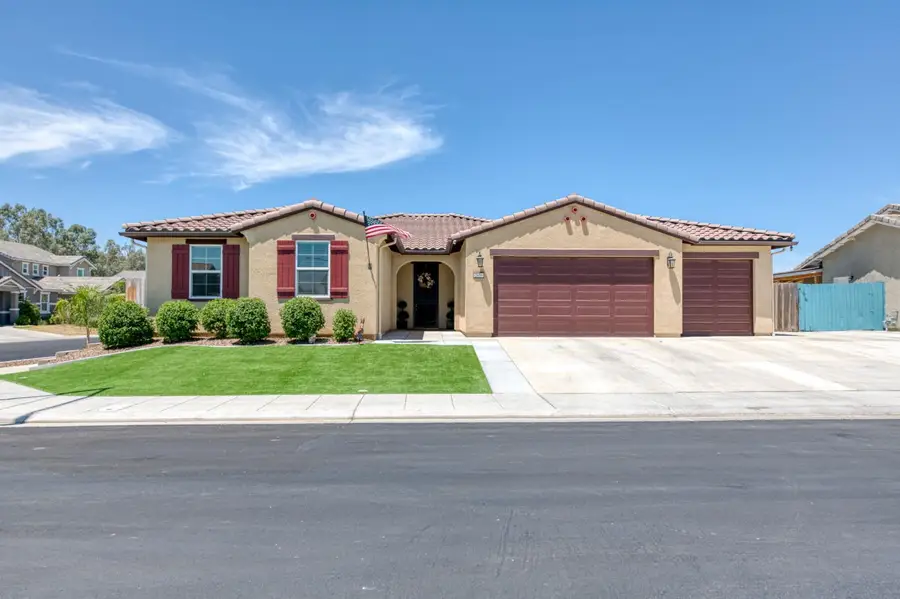 2659 N Dee Ann Avenue, Fresno, CA 93727 - #2