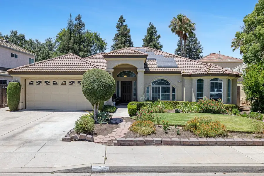 8875 N Woodrow Avenue, Fresno, CA 93720 - #2