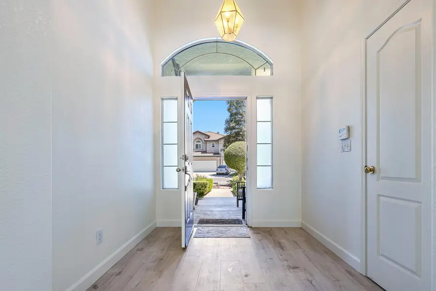 8875 N Woodrow Avenue, Fresno, CA 93720 - #3