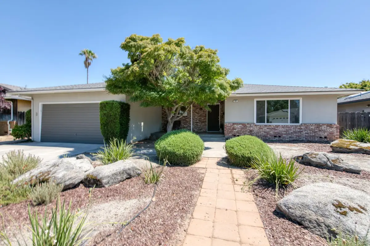 549 E Sample Avenue, Fresno, CA 93710 - #1