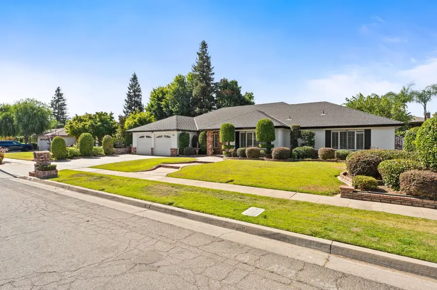 1465 W Magill Avenue, Fresno, CA 93711 - #2