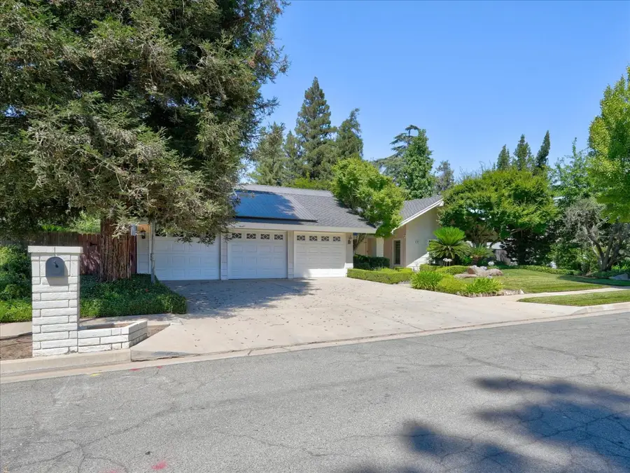 280 E Lisa Avenue, Fresno, CA 93720 - #3