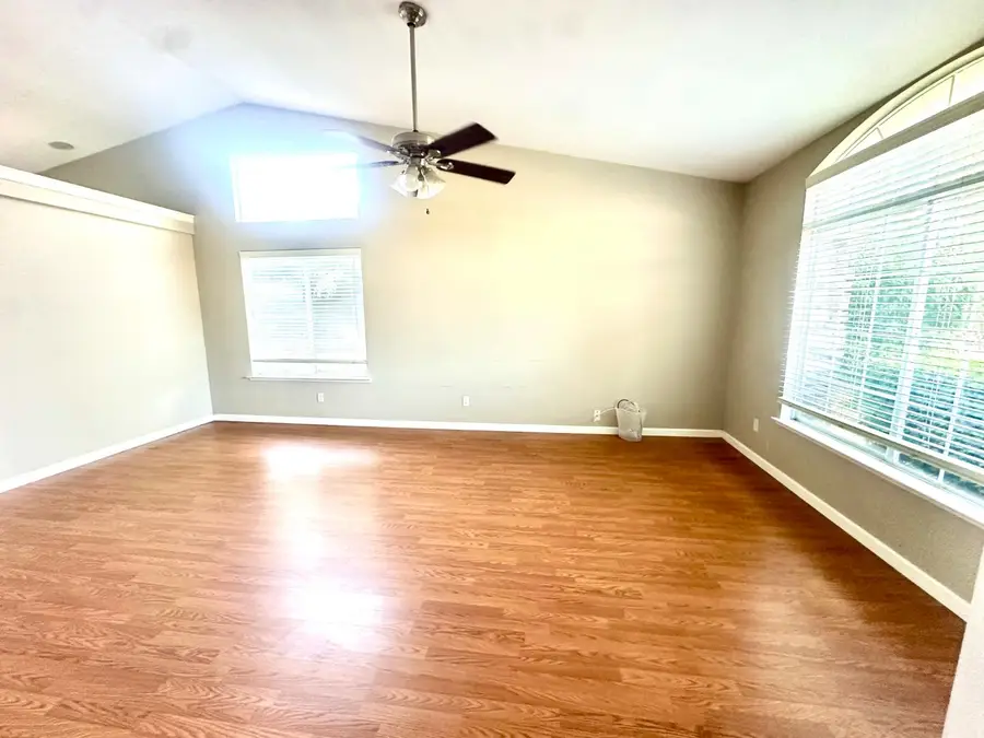 1212 Carson Avenue, Clovis, CA 93611 - #3