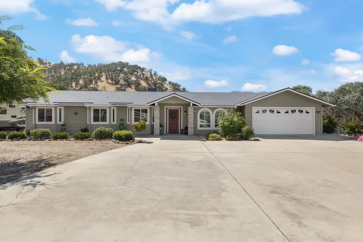 6873 Rodeo Drive, Sanger, CA 93657 - #1