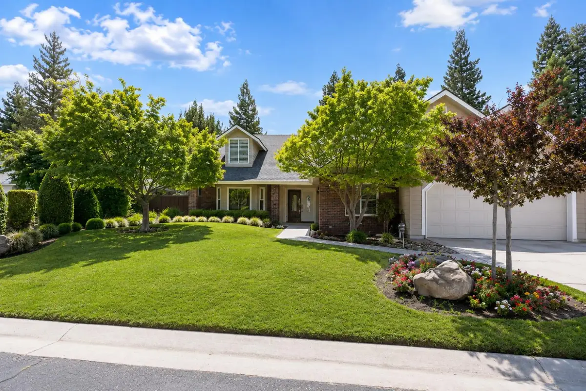 325 W Bluff Avenue, Fresno, CA 93711 - #1