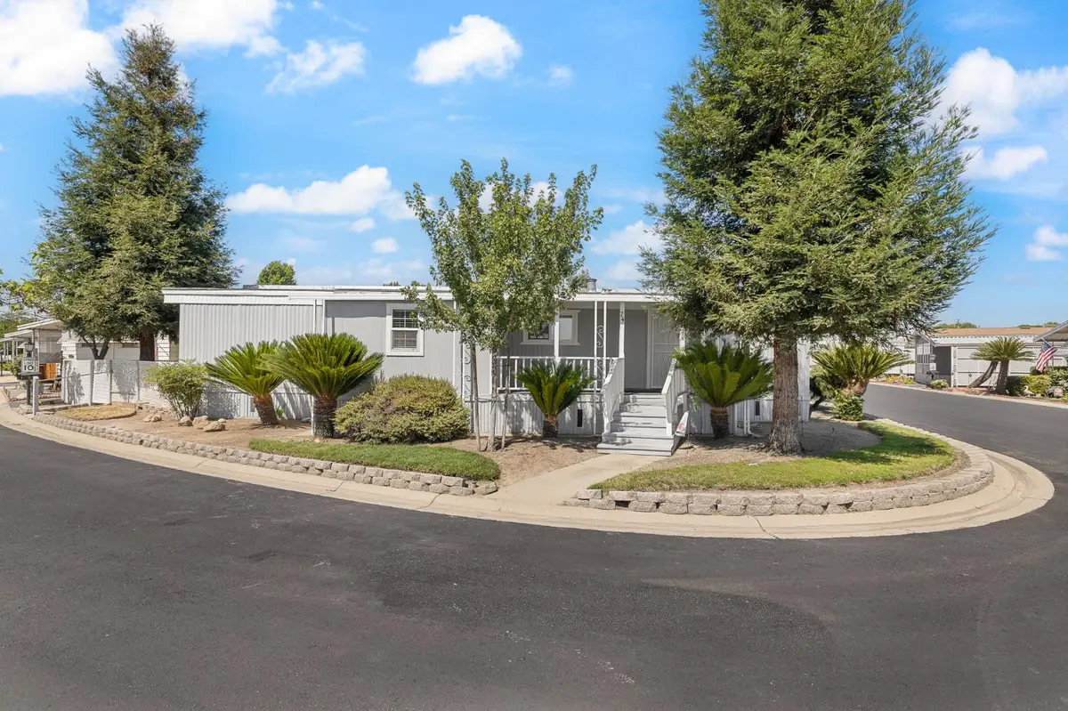 371 Bethel Avenue #SP 74, Sanger, CA 93657 - #1