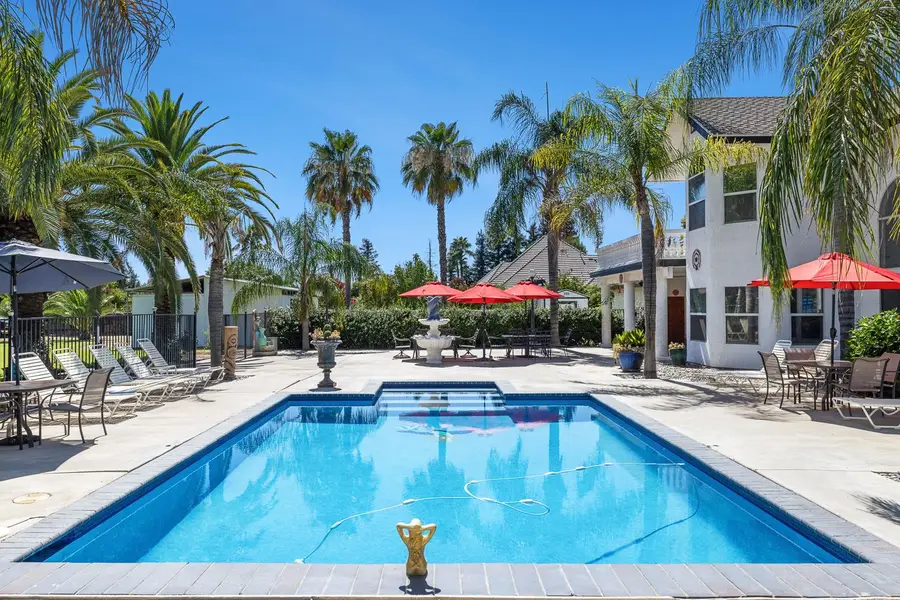 7207 E Bremer Avenue, Fresno, CA 93737 - #3